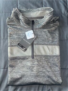 Van Heusen Men's Quarter-Zip Pullover in Gray